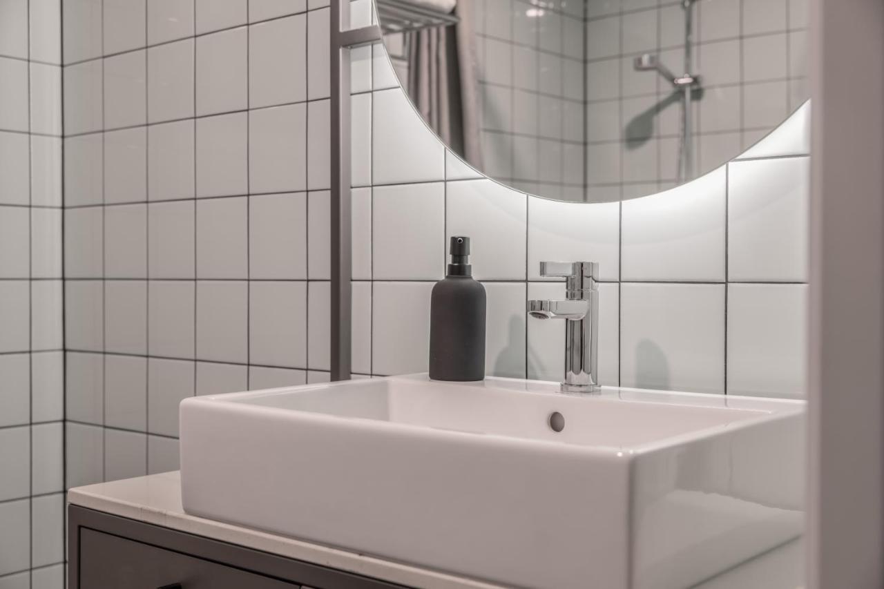 Homex Hotel For Gamers Täby Zewnętrze zdjęcie